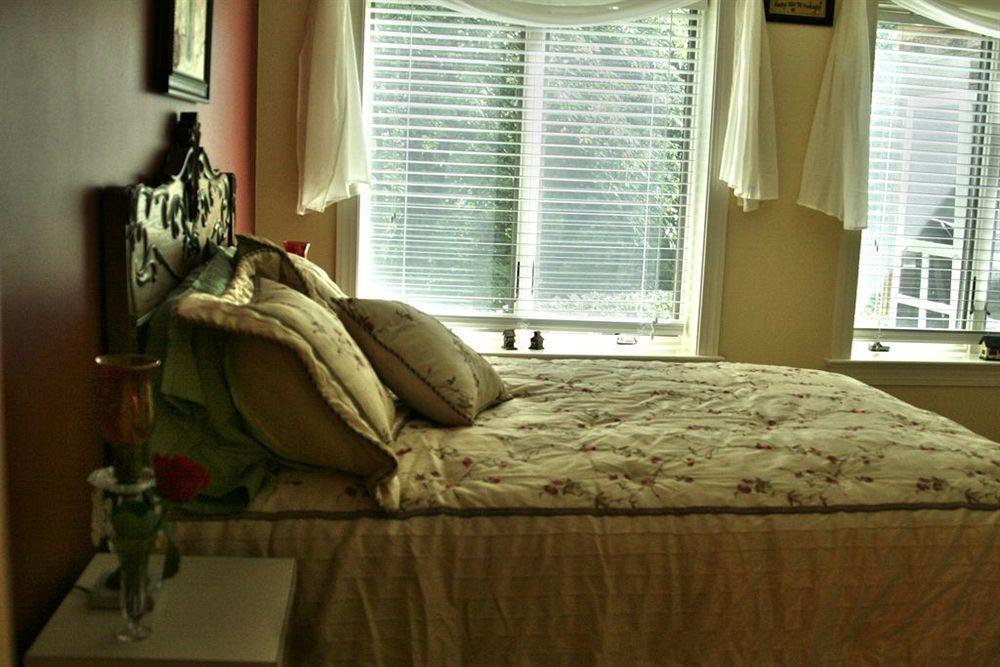 Hammer Creek Hideaway B&B リティッツ エクステリア 写真