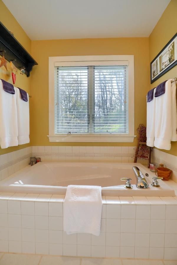 Hammer Creek Hideaway B&B リティッツ エクステリア 写真